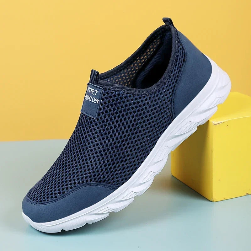 MAEDEF Fashion Breathable Men Casual Shoes Lightweight Outdoor Walking Shoe Non-slip Men's Sneakers Slip on Comfortable Footwear