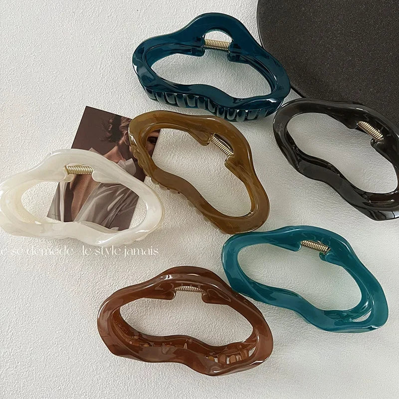 Elegant Clouds Hollow Out  Hair Claws Clip Women Girls Jelly Acrylic Hair Clamps Plastic Hairpins Barrettes Hair Accessories