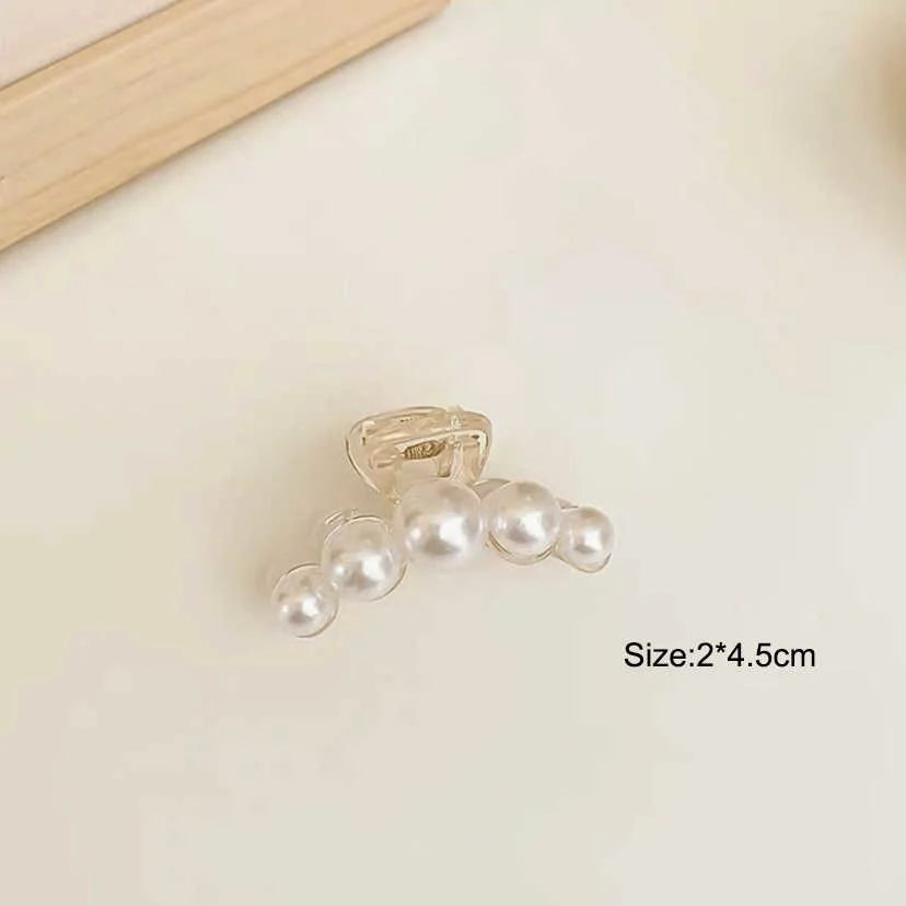 Simulated Pearl Hair Claws for Women Korean Acrylic Hair Clips Girls Large Size Barrette Shark Clip Fashion Hair Accessories
