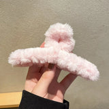 Winter Faux Fur Hair Claw for Women Elegant Acrylic Crab Barrette Hairpin Girl-Hair Accessories Furry Headwear Hair Claw Clip