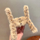 New Winter Faux Fur Hair Claw for Women Elegant Acrylic Crab Barrette Hairpin Girl-Hair Furry Headwear Hair Claw Clip