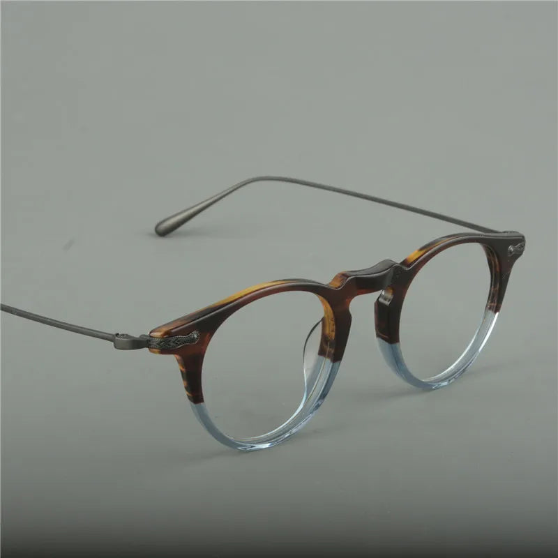 Japanese fashion eyeglass frame with circular frames made of pure titanium for both men and women