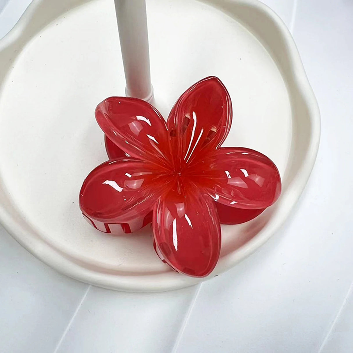 Gradient Frangipani Hair Clip 1PC Plumeria Hairpin Ins Style Ponytail Holder Barrette Sweet Shark Claws Party Hair Accessories