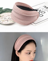 Women's Hair Band Simple Wide Headband with Teeth Non-Slip Hairpin All-Matching Hollow Cover Gray Hair Haar Accessoires Women