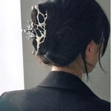 Y2K Liquid Metal Butterfly Hair Claw Hairpin 2024 Trendy NEW Design Irregular Hollowed HairClip Women Headwear Accessories