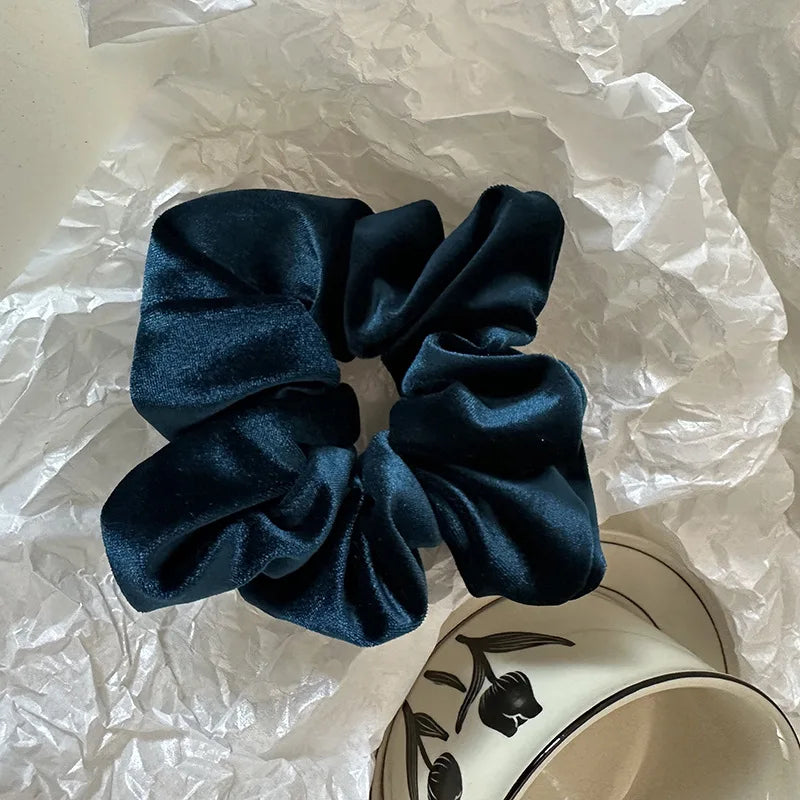 Newest Winter Woman Large Velvet Scrunchies Elastics Hair Band Solid Color Hair Ties Ladies Ponytail Holder Hair Accessories